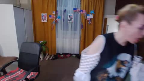 Snapshot of evelynreagan chatting on 3, 7, 2026 evelynreagan online show from 3, 7, 2026