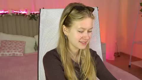 Snapshot of evemundie chatting on 9, 5, 2026 Eve online show from 9, 5, 2026