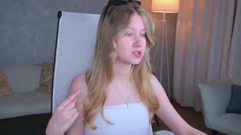 Snapshot of evemundie chatting on 18, 5, 2026 Eve online show from 18, 5, 2026