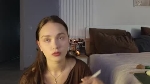 evi_woow online show from 11, 9, 2025