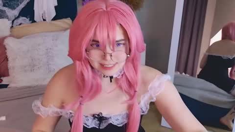 Snapshot of evie_val chatting on 30, 10, 2025 evie_val online show from 30, 10, 2025