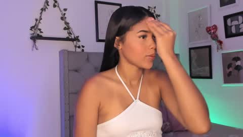 Ivi Alejandra  online show from 15, 1, 2025