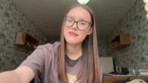 Chloe online show from 27, 4, 2026