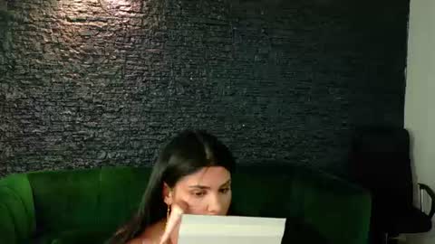 Snapshot of evvamonroe chatting on 30, 6, 2026 Evva online show from 30, 6, 2026