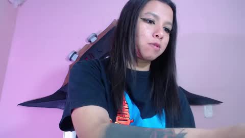 Im Evy online show from 1, 10, 2025