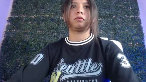 Snapshot of evybubbles_ chatting on 30, 4, 2026 Im Evy online show from 30, 4, 2026