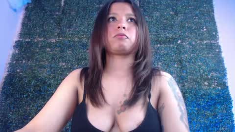 Snapshot of evybubbles_ chatting on 5, 5, 2026 Im Evy online show from 5, 5, 2026