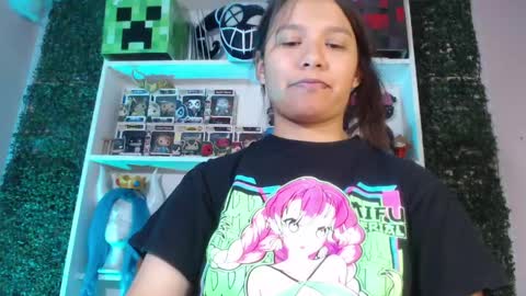 Snapshot of evybubbles_ chatting on 19, 5, 2026 Im Evy online show from 19, 5, 2026