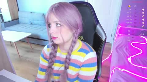 Snapshot of exhoneyangel chatting on 25, 9, 2025 Amy online show from 25, 9, 2025