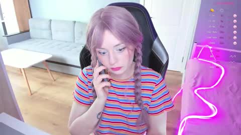 Snapshot of exhoneyangel chatting on 26, 9, 2025 Amy online show from 26, 9, 2025