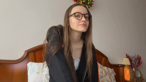 Anna online show from 11, 12, 2024