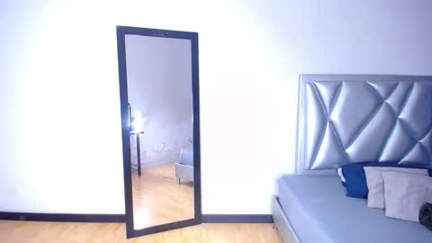 exotic_karmella online show from 16, 1, 2026