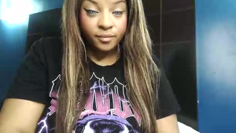 Paris online show from 15, 11, 2025