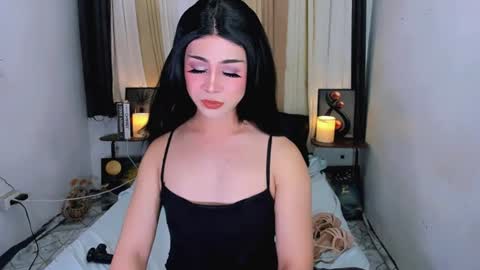 Snapshot of expensive_elise chatting on 13, 6, 2026 expensive_elise online show from 13, 6, 2026