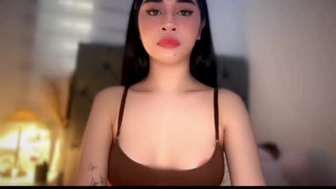 Snapshot of expensivets_chloe chatting on 21, 5, 2026 chloee online show from 21, 5, 2026