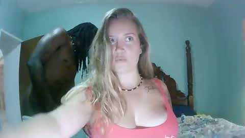 Snapshot of exploringusxxx chatting on 10, 6, 2026 ExploringUs online show from 10, 6, 2026