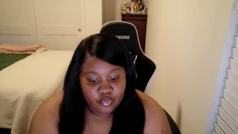 Miss Kitty online show from 17, 11, 2025