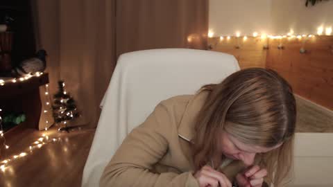 Snapshot of exponentex5 chatting on 27, 12, 2024 Crystal online show from 27, 12, 2024