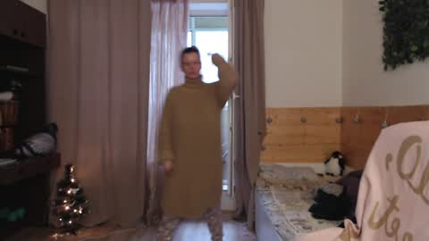 Snapshot of exponentex5 chatting on 11, 1, 2025 Crystal online show from 11, 1, 2025