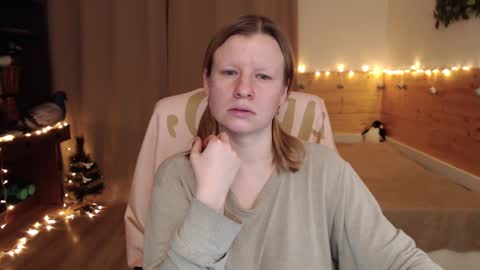 Snapshot of exponentex5 chatting on 3, 2, 2025 Crystal online show from 3, 2, 2025