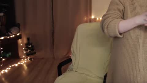 Snapshot of exponentex5 chatting on 17, 2, 2025 Crystal online show from 17, 2, 2025