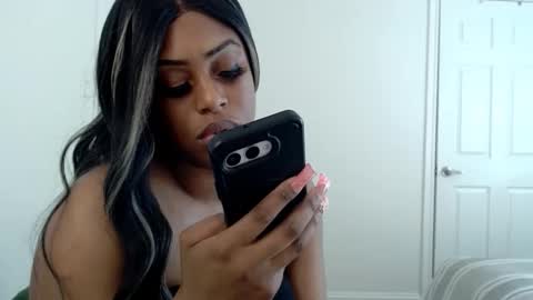 exstacybanks online show from 6, 11, 2025