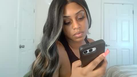 exstacybanks online show from 30, 11, 2025