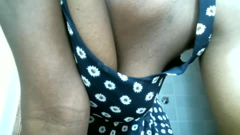 Snapshot of extra_pound chatting on 29, 6, 2026 Nina online show from 29, 6, 2026