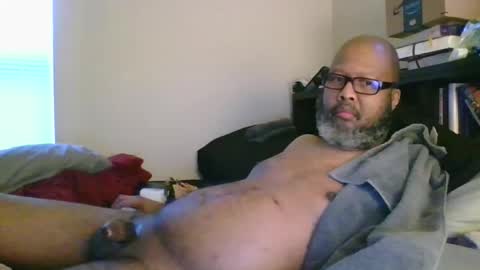 Snapshot of eyequee0007 chatting on 22, 10, 2025 eyequee0007 online show from 22, 10, 2025