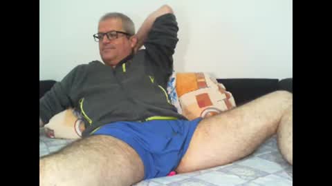Snapshot of eyes12 chatting on 18, 4, 2026 GEORGE online show from 18, 4, 2026