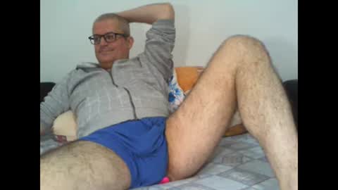 Snapshot of eyes12 chatting on 24, 4, 2026 GEORGE online show from 24, 4, 2026