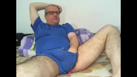 Snapshot of eyes12 chatting on 28, 4, 2026 GEORGE online show from 28, 4, 2026