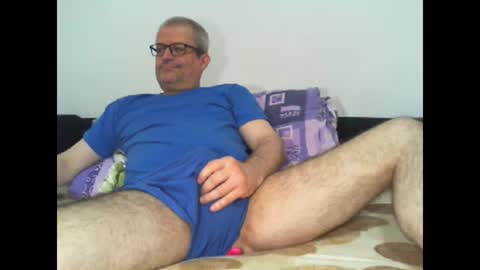 Snapshot of eyes12 chatting on 12, 5, 2026 GEORGE online show from 12, 5, 2026