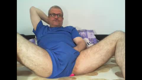 Snapshot of eyes12 chatting on 14, 5, 2026 GEORGE online show from 14, 5, 2026