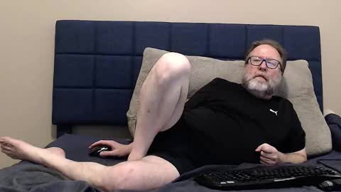 eyes_and_cock_wide online show from 17, 1, 2026