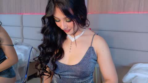 eymicooper online show from 24, 12, 2024