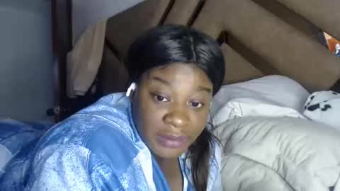 Snapshot of eyshaexotii chatting on 21, 10, 2025 eyshaexotii online show from 21, 10, 2025