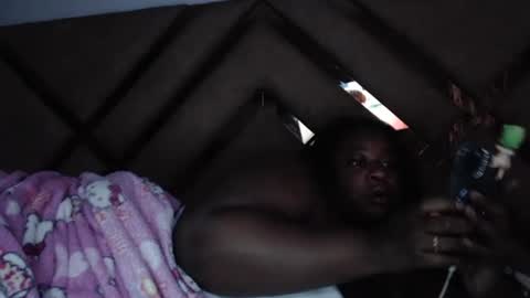 eyshaexotii online show from 13, 4, 2026