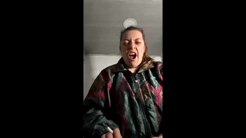 Snapshot of ezlngirl chatting on 8, 6, 2026 Aimee online show from 8, 6, 2026