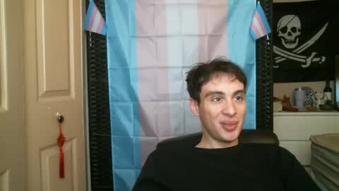 Ezra Naamah online show from 5, 1, 2025