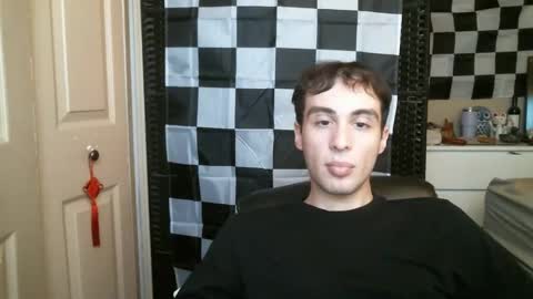 Ezra Naamah online show from 7, 1, 2025