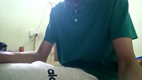 Snapshot of ezz_3zoo1 chatting on 28, 6, 2026 weza online show from 28, 6, 2026