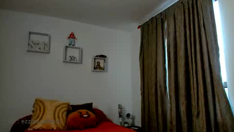 Ezzio Scolaro online show from 8, 11, 2025