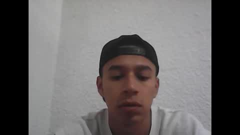Snapshot of fabiar11 chatting on 18, 5, 2026 R online show from 18, 5, 2026
