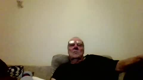 the masturbator online show from 2, 2, 2025