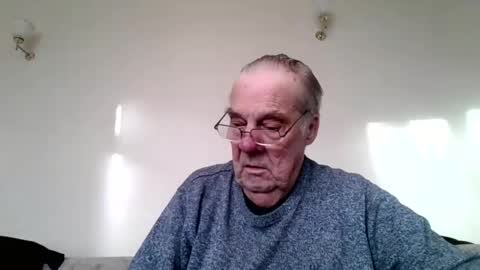 the masturbator online show from 4, 2, 2025