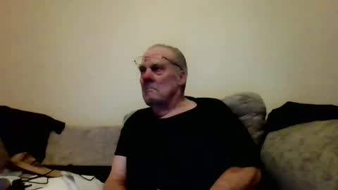 the masturbator online show from 5, 2, 2025