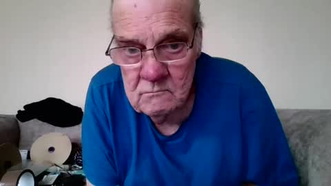 the masturbator online show from 12, 2, 2025