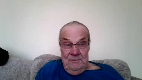 the masturbator online show from 14, 2, 2025