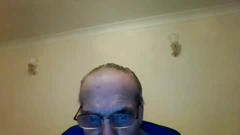 the masturbator online show from 14, 2, 2025